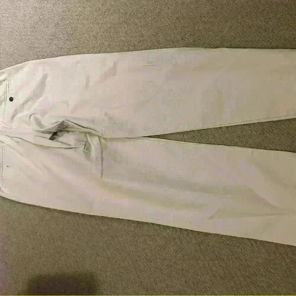 Men’s khaki pants dockers size 32 waist